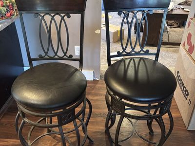 Set of 2 barstools