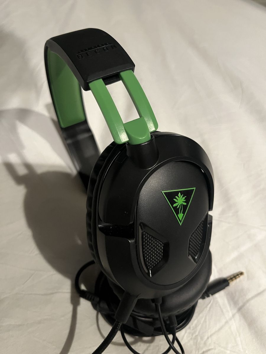 Turtle Beach Recon Gaming Headset Black and Green with Removable Mic