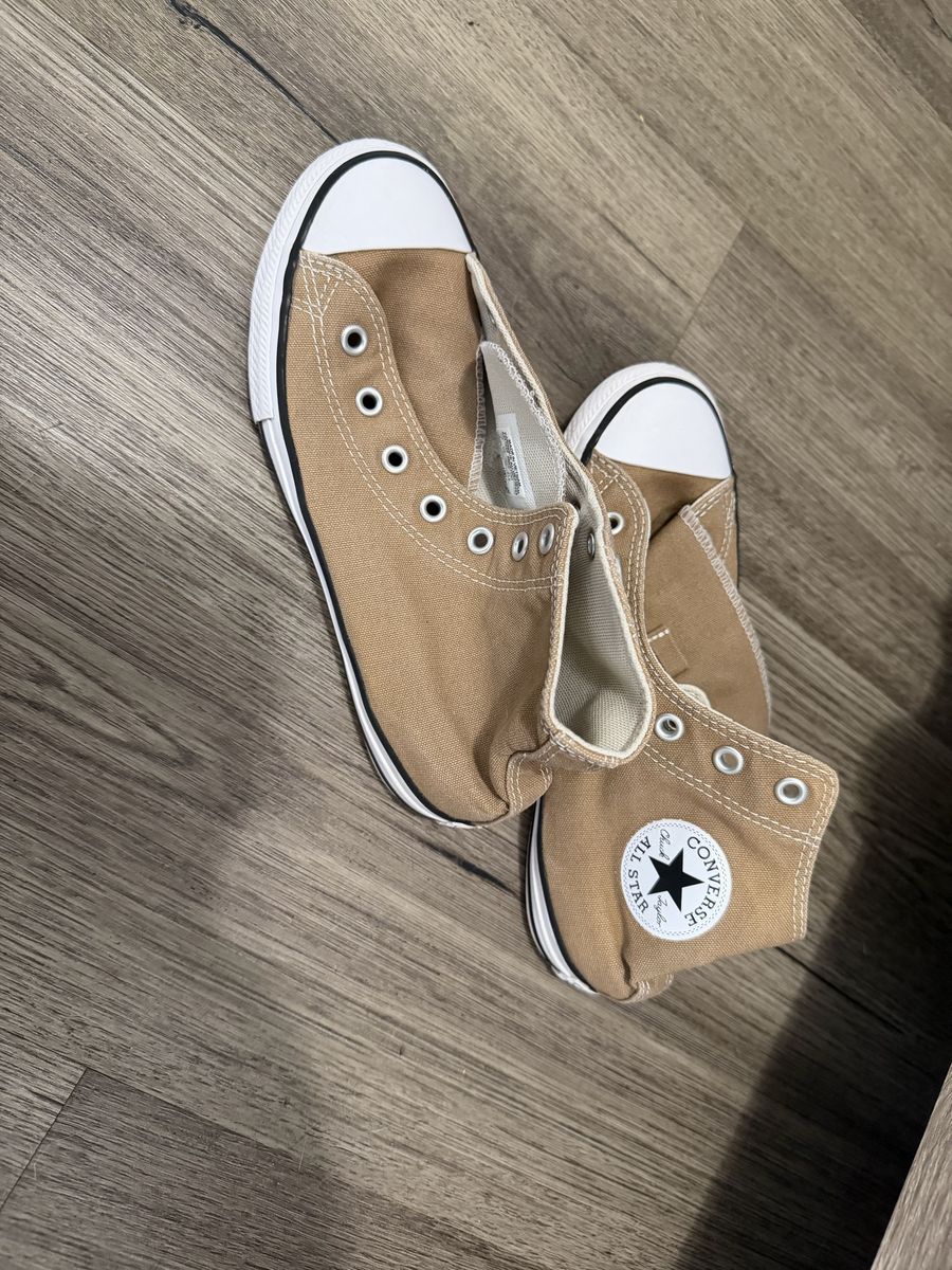 Boys Converse All Star Chuck Taylor High Top Sneakers Tan/Brown