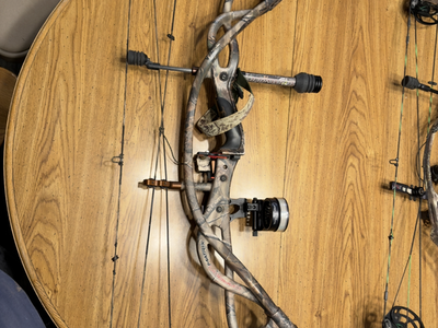 Hoyt Carbon Matrix Plus