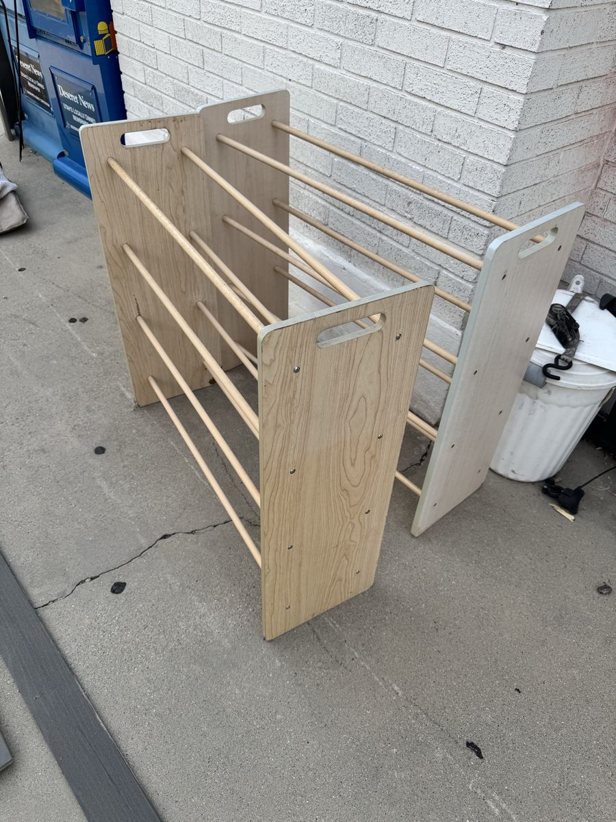Wooden Clothes Drying Rack Laundry Horse (Pair). $4