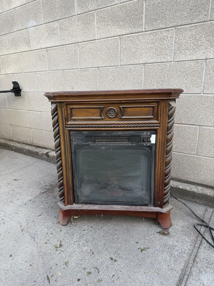 Electric fireplace