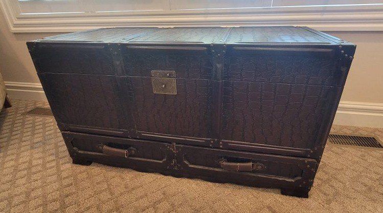 Dark Brown Faux Crocodile Leather Storage Trunk with 2 Drawers & Top Compartment