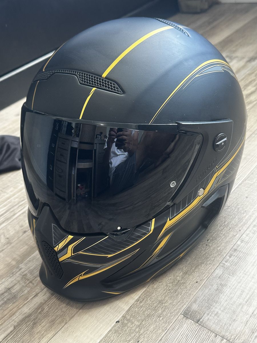 Ruroc Atlas “Shuriken” motorcycle helmet