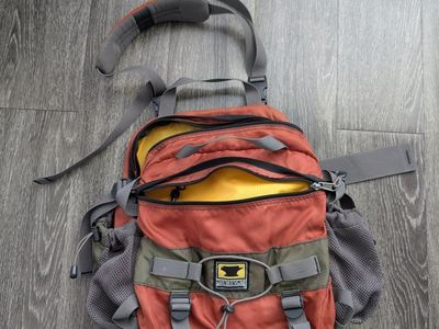 Mountainsmith Tour Lumbar Day Pack Hiking Rugged Fanny w/ Shoulder Strap