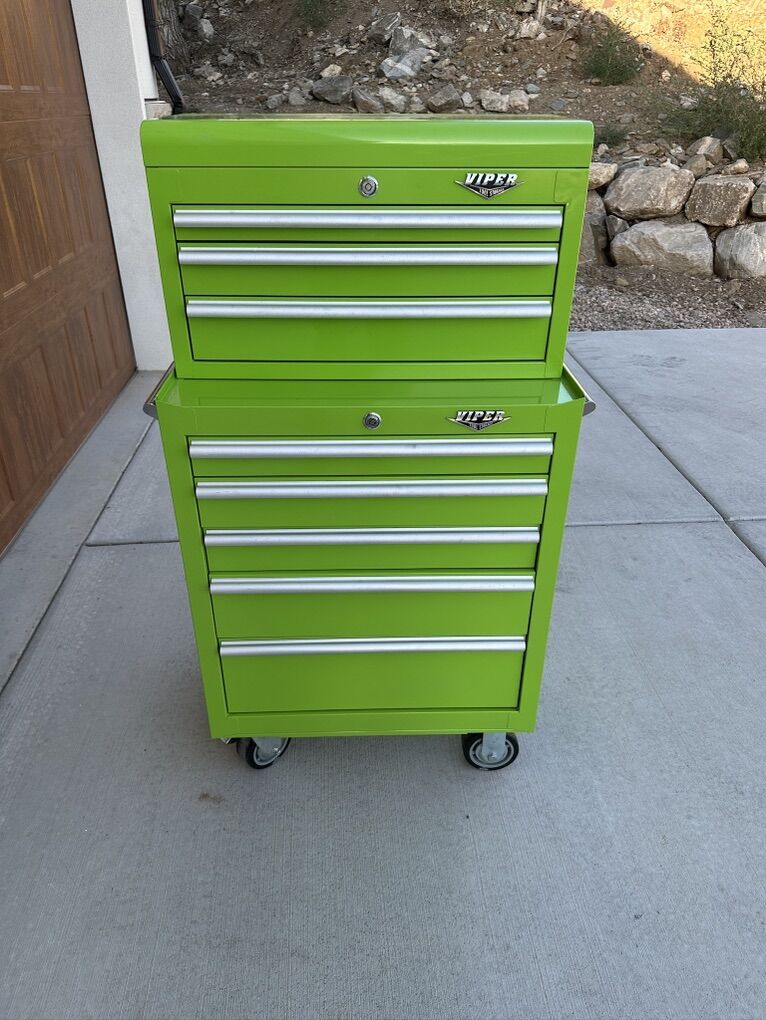 26 Green Viper Tool Box Set