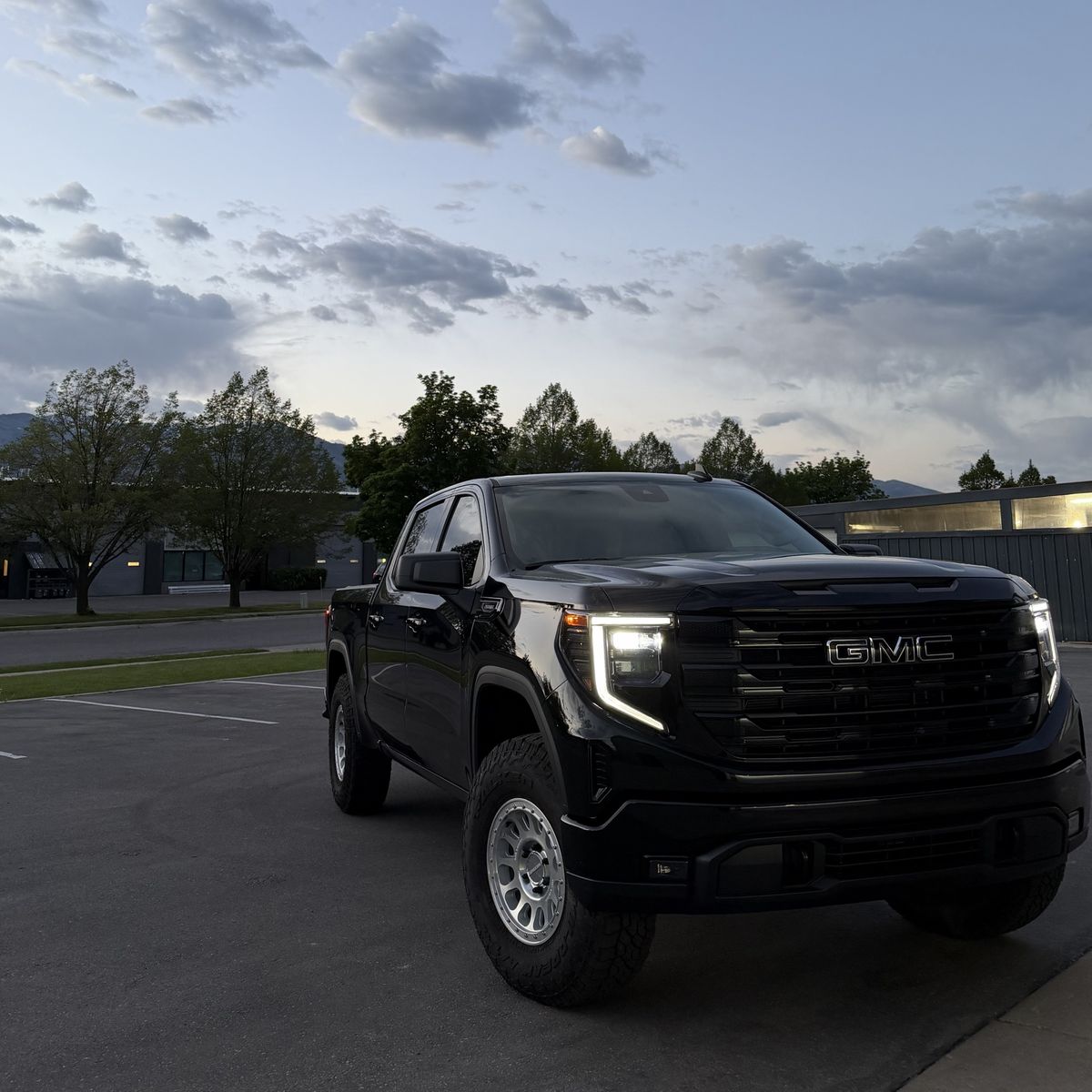 2026 GMC 1500 Elevation