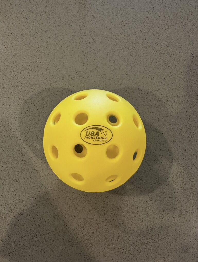 OZO Pickleballs