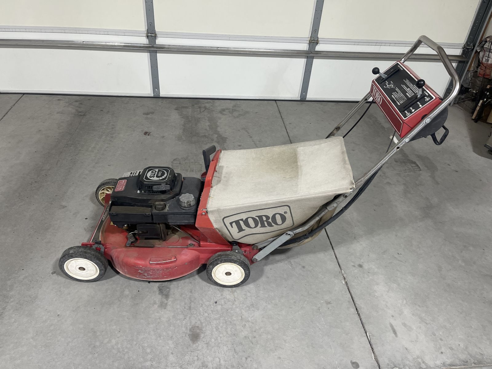 Toro Lawn Mower