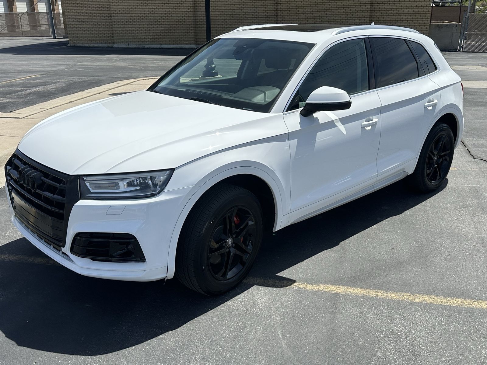 2019 Audi Q5 2.0T e quattro Premium Plus