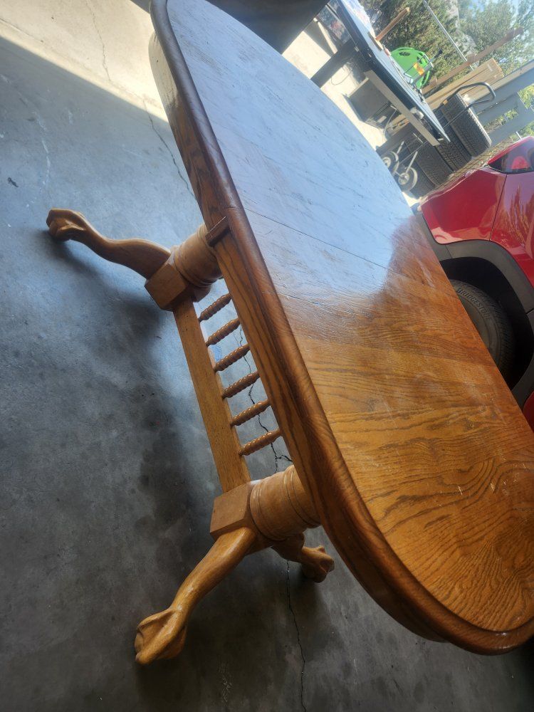 Vintage Solid Oak Extension Dining Table with Claw Feet and 2 Leaves