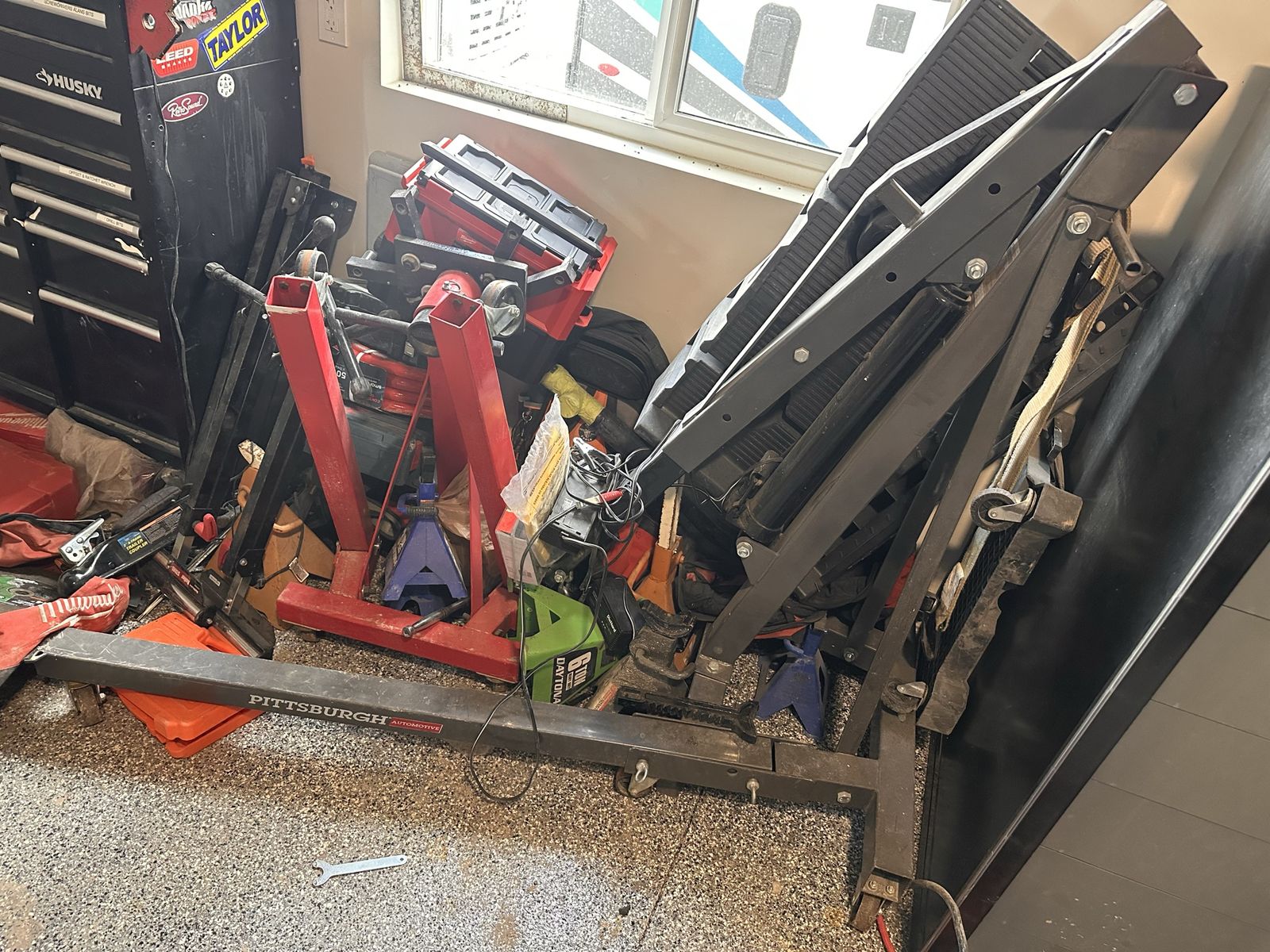 Engine hoist