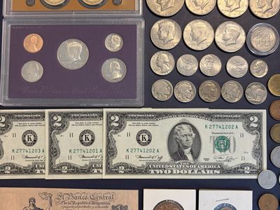 Collectors Coin/Currency Lot