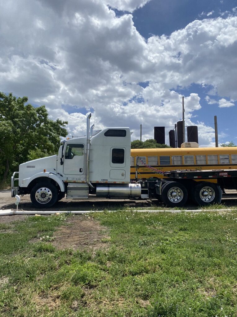 2004 Kenworth T800 Caterpillar C15 38k Miles