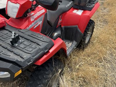 Polaris Sportsman 400 HO 4x4 ATV Red - Runs Great, Includes Gear Bag