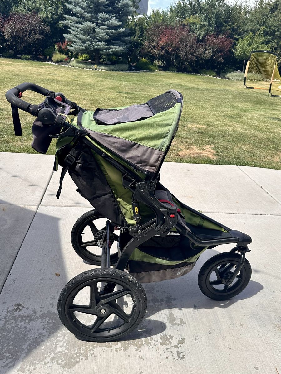 BOB Revolution Flex Jogging Stroller Green/Gray All-Terrain Travel System