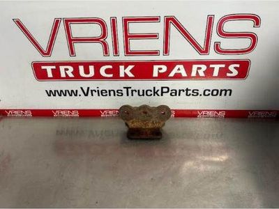 01-31271 EATON FULLER TRANSMISSION MOUNT BRACKET
01-31271-A