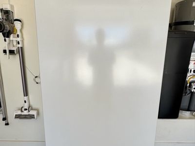 Upright Freezer / 21.3 Cu Ft