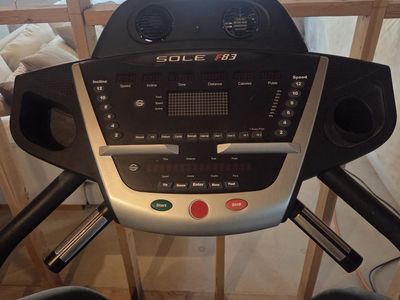SOLE F83 Treadmill
