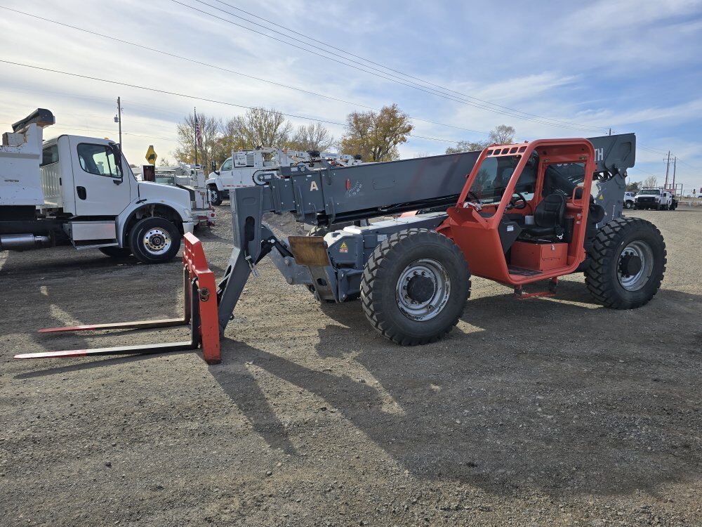 2018 Skyjack 10,000# 56' Telehandler 3,000hrs