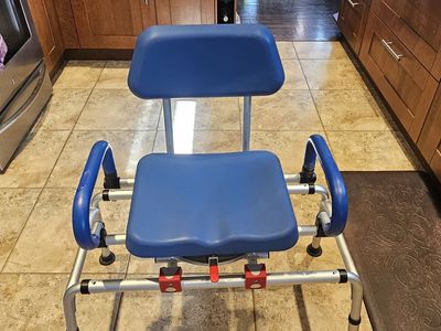 iLIVING Tub Transfer Bench Shower Chair for Inside Shower