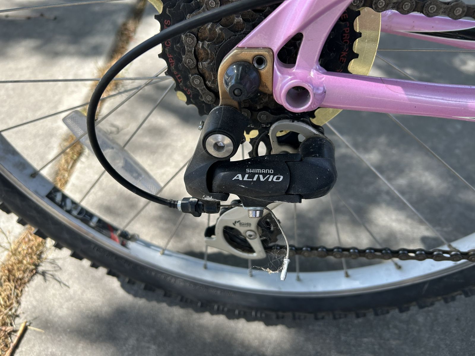 GT Avalanche 3.0 Mountain Bike