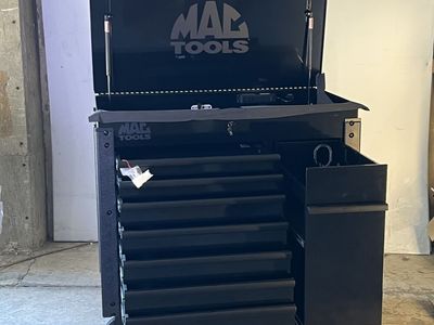 MAC TOOLS 7-Drawer Vertical Power Drawer Cart 49” Black UC4925VPD-BK