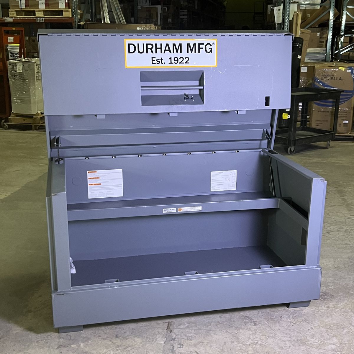 DURHAM MFG Job Site Cabinet Piano Box with Shelves 32"W x60.5"L x 34.5"H JSCPB-316035-94T-D720 (New Other, Minor Scratches)