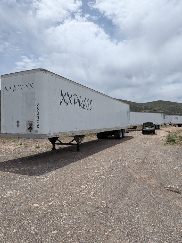 53 foot Dry Haul Semi Trailers Great for Storage Units