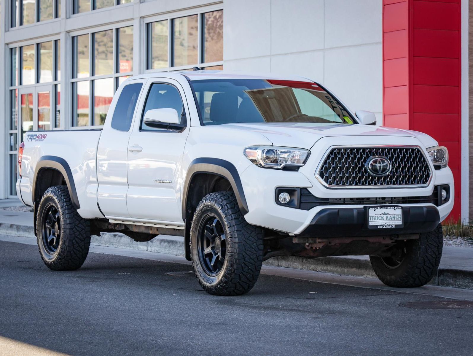 2018 TOYOTA TACOMA TRD Off-Road
