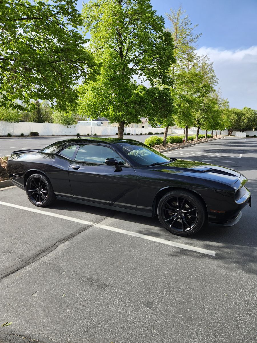 2016 Dodge Challenger SXT