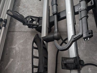 Thule T2 Pro XT 2 Bike Platform 2 inch Hitch Mount Rack
