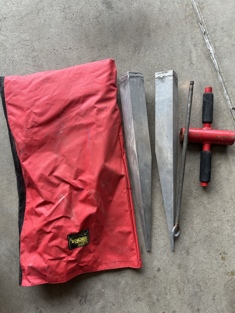 Side Anchor System with 2 Ground Anchors & T-Handle Wrench for Boats/PWC.  Storage bag. Used this with my 24’ surf boat.