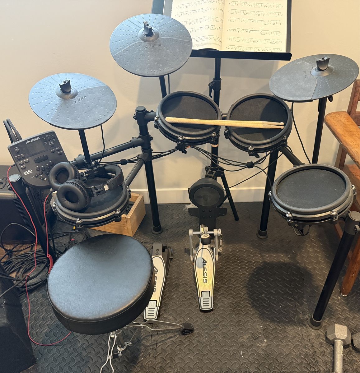 Alesis Nitro Mesh E-Drum Kit