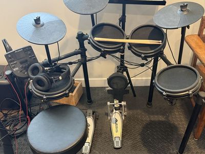 Alesis Nitro Mesh E-Drum Kit
