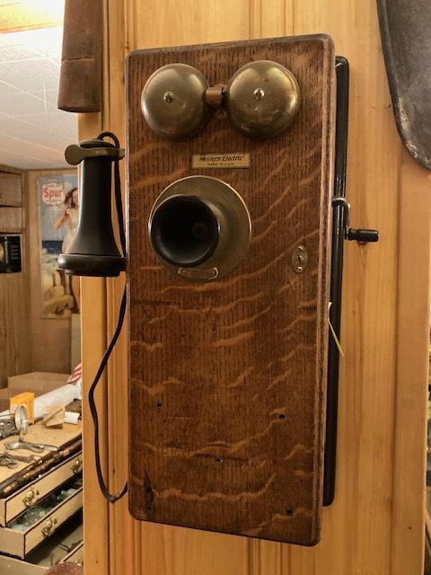 Western Electric Hand-Crank Wall Telephone – 1913