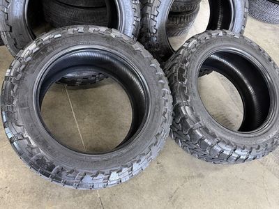 37x13.50r22 Toyo M/t Tires