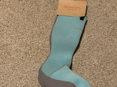 Simms guard socks (wading)