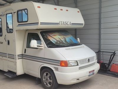 2002 Winnebago Itasca Sunstar 21 ft Motorhome