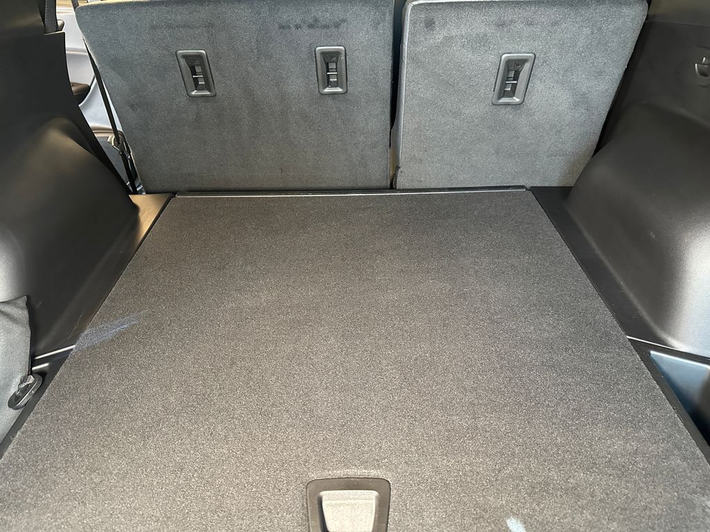 Main image 22