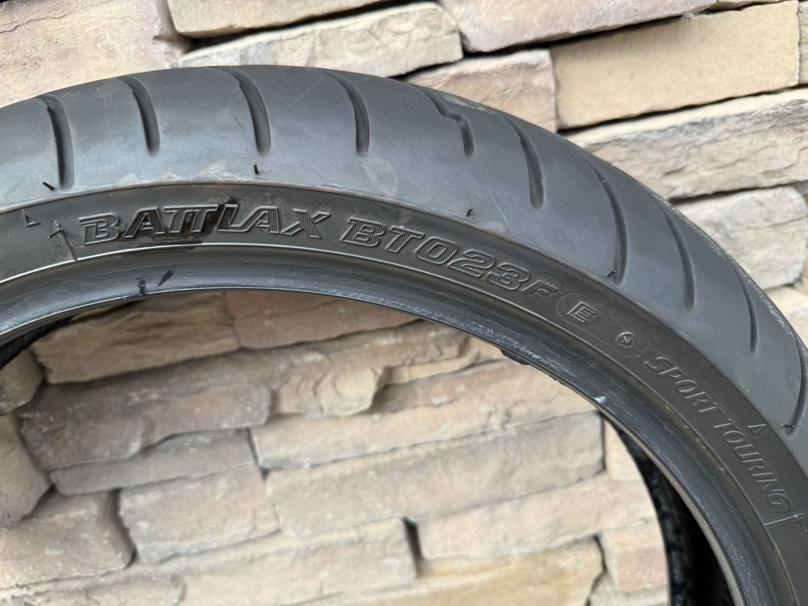 Battlax BT023F E Sport Touring 120/70ZR17M/C (58W) Motorcycle Tire