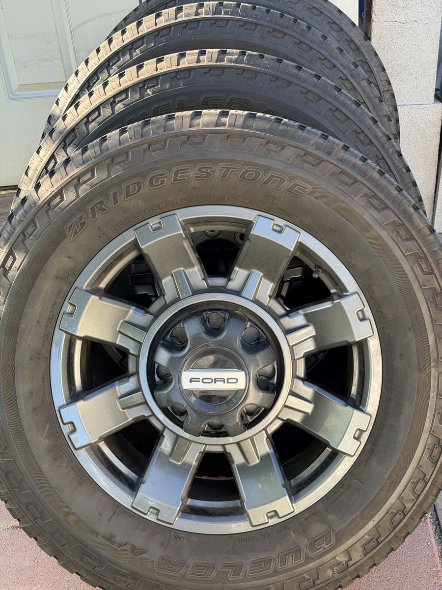 Super Duty F350 wheels and tires
