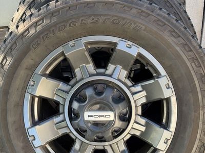 Super Duty F350 wheels and tires