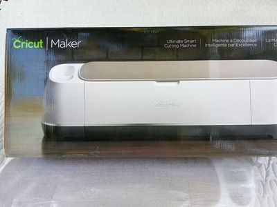 Cricut Maker & Everything Bundle