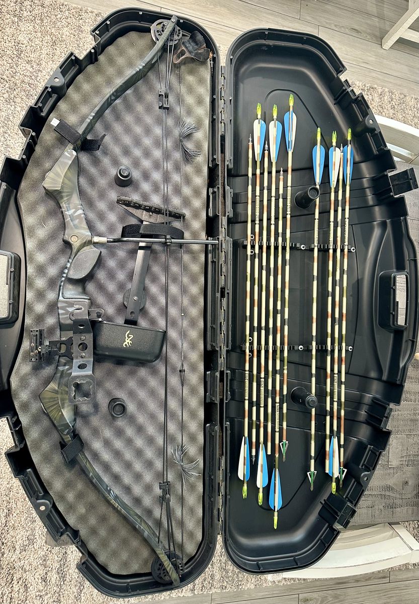 Bow: Browning Midas Hunter MFIA & Easton XX75