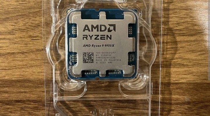 AMD - Ryzen 9 9950X Desktop Processor (CPU)