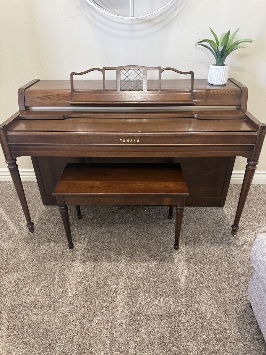 Yamaha upright piano