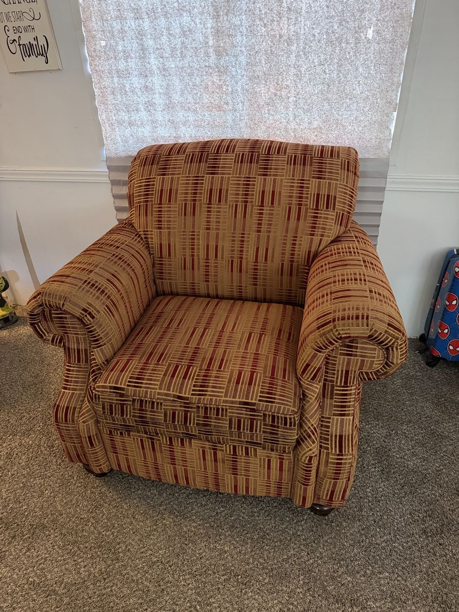Lazy-boy comfy chair