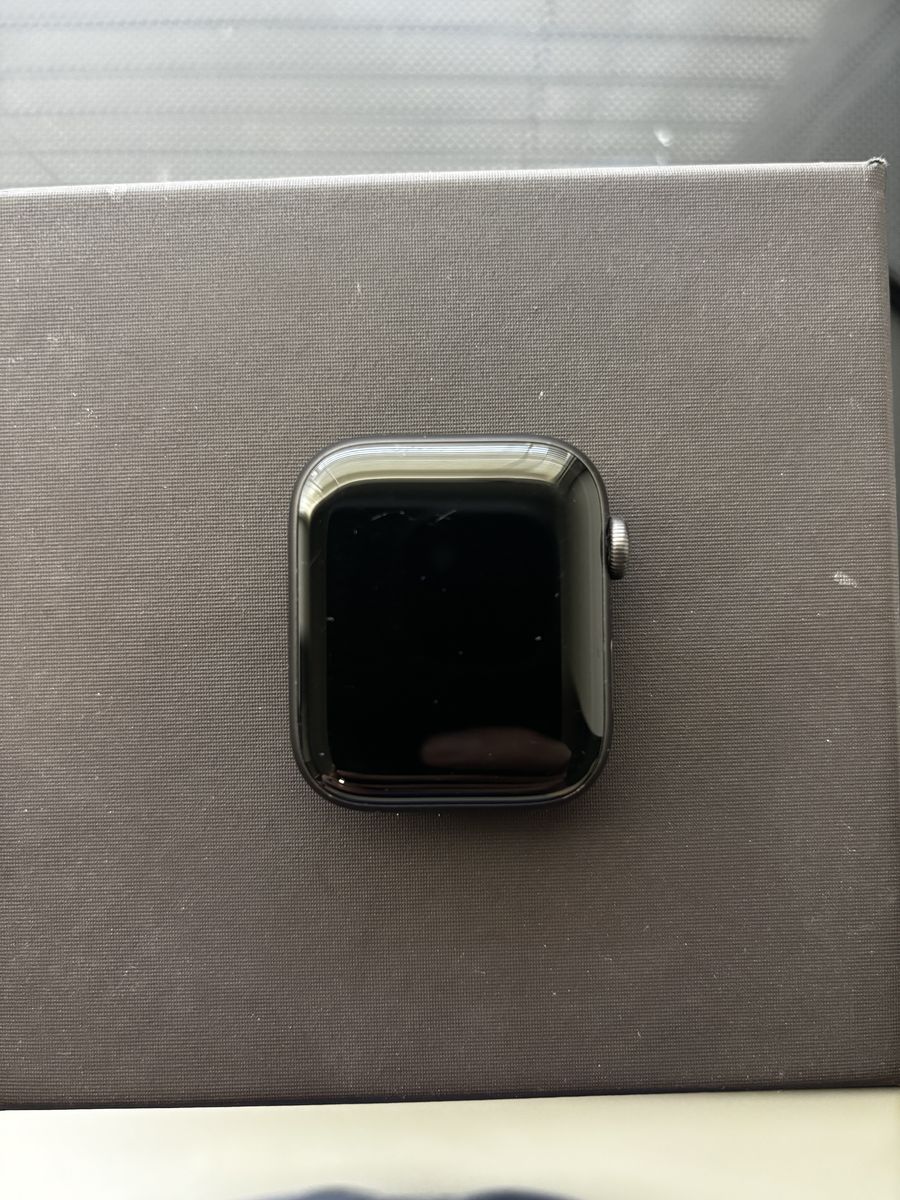 Apple Watch SE