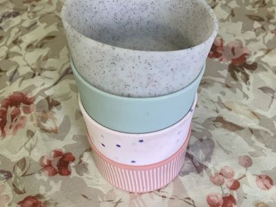 Set of 4 Colorful Silicone Toddler Snack Bowls - Speckled, Mint, Pink Stars, Striped